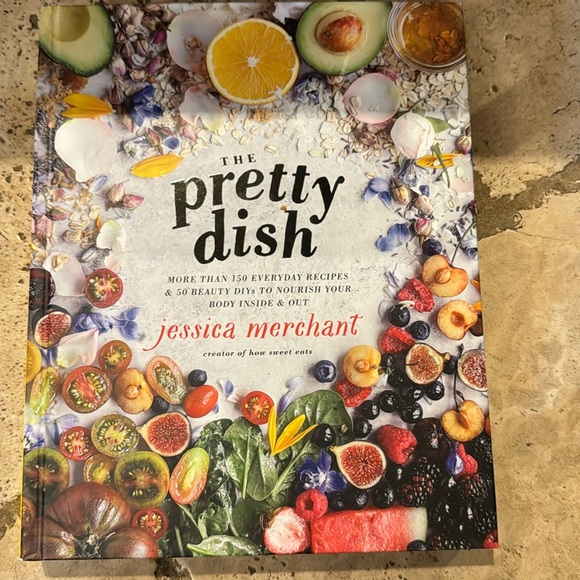 The Pretty Dish Cook Book - Picture 1 of 3